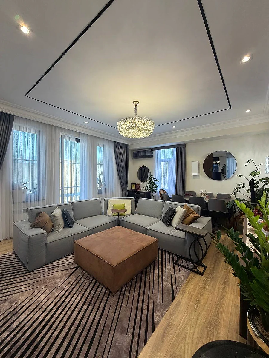 Продажа 4-комнатной квартиры в mirzo-ulugbek районе, 176 м² — Дархан