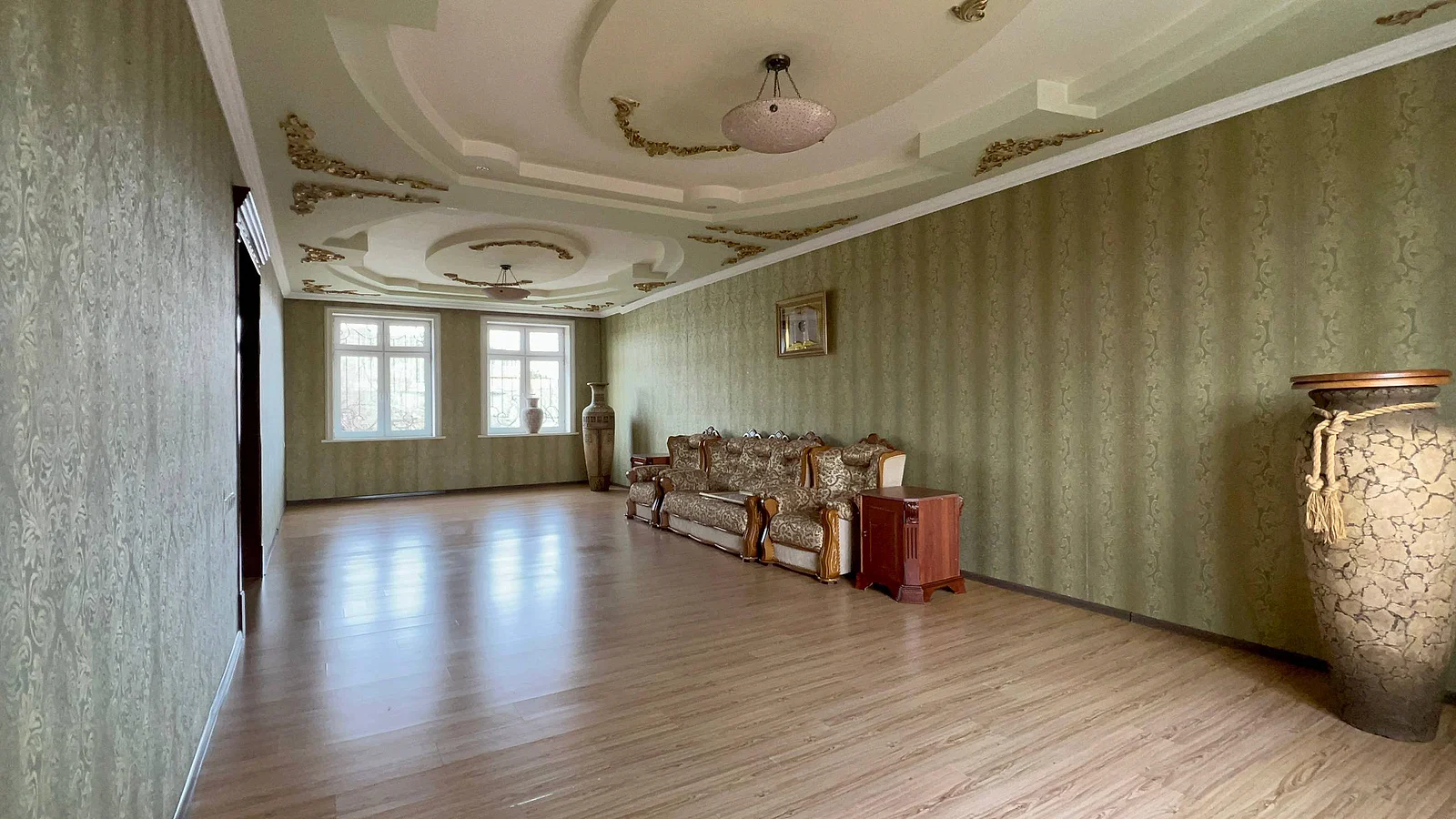 Аренда 11-комнатной квартиры в uchtepa районе, 600 м² — Изза