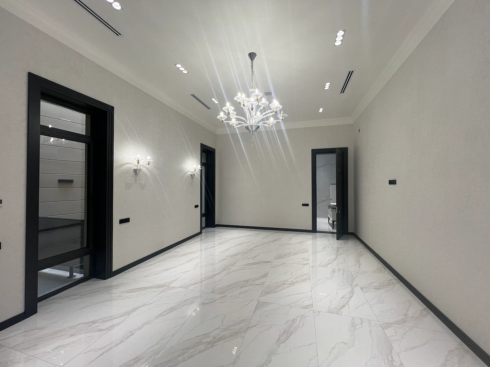 Продажа 4-комнатной квартиры в mirzo-ulugbek районе, 750 м² — Циолковский