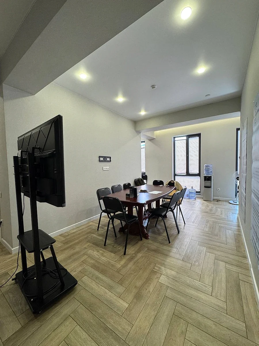 Mirzo Ulug'bek tumanida 2 xonali ofis ijaraga beriladi — 70 m² — 1