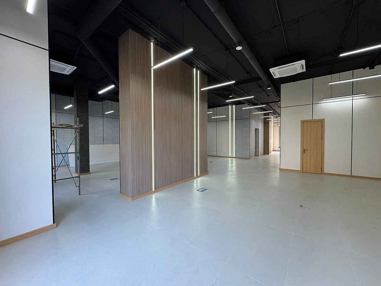 Commercial space for rent in Yunusabad district — 340 m² — 1