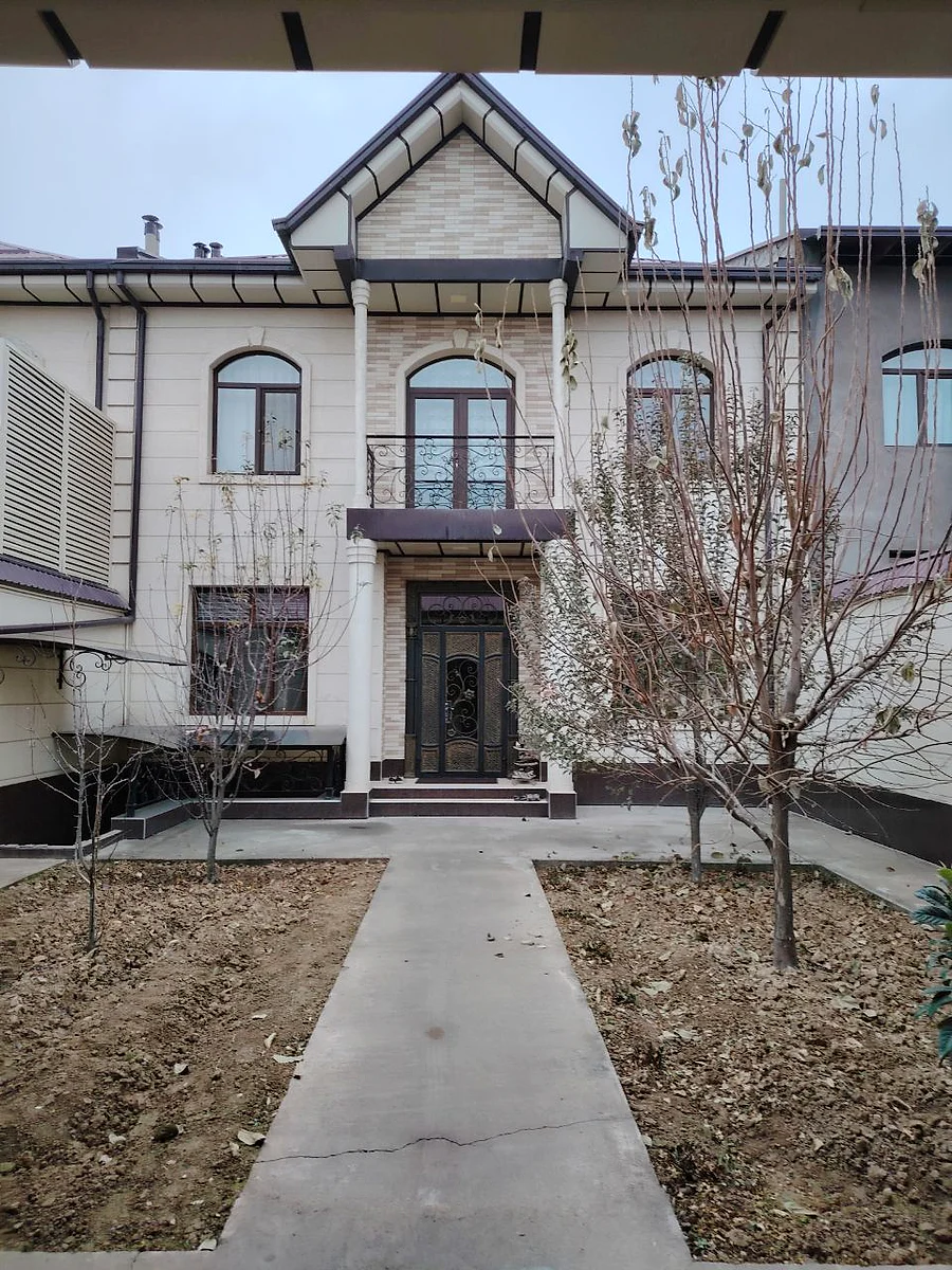 Продажа 5-комнатной квартиры в oblast-kibray районе, 240 м² — Дурмень
